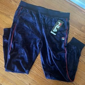 NEVER WORN BEFORE FILA VELVET SWEATPANTS!